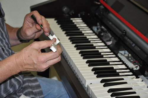 Có rất nhiều cách để tìm kiếm đơn vị chuyên sửa đàn Piano uy tín